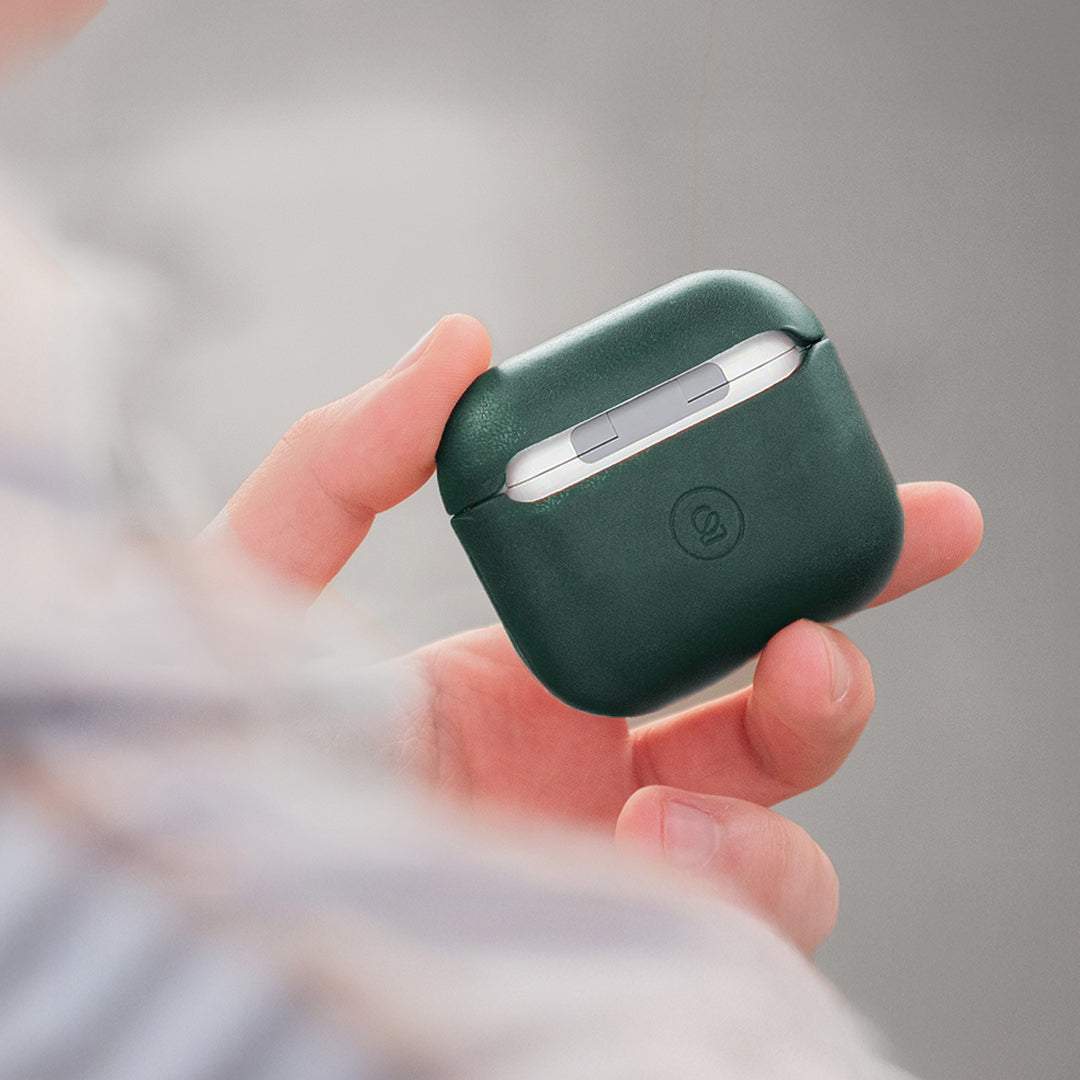 Nappa Leather AirPods (4th Generation) Case - Avocado Green