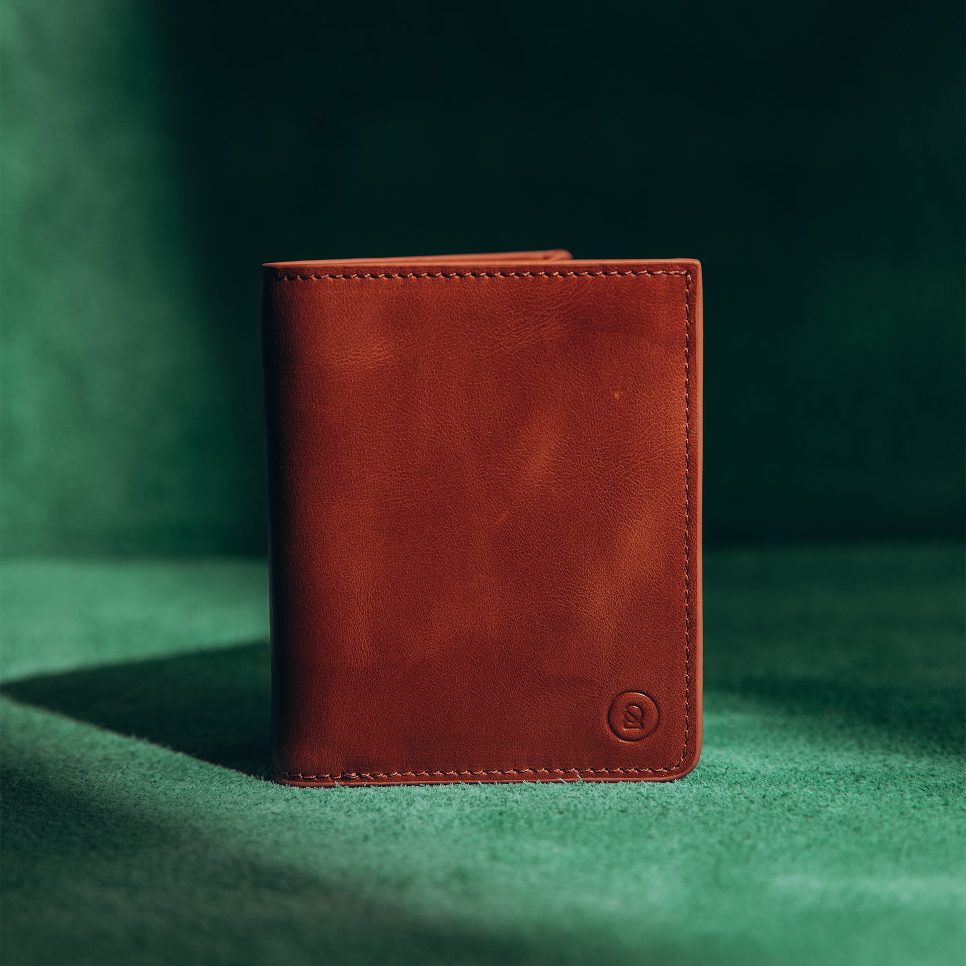 Super Slim Bi-Fold Wallet - Saddle Brown - RYAN London