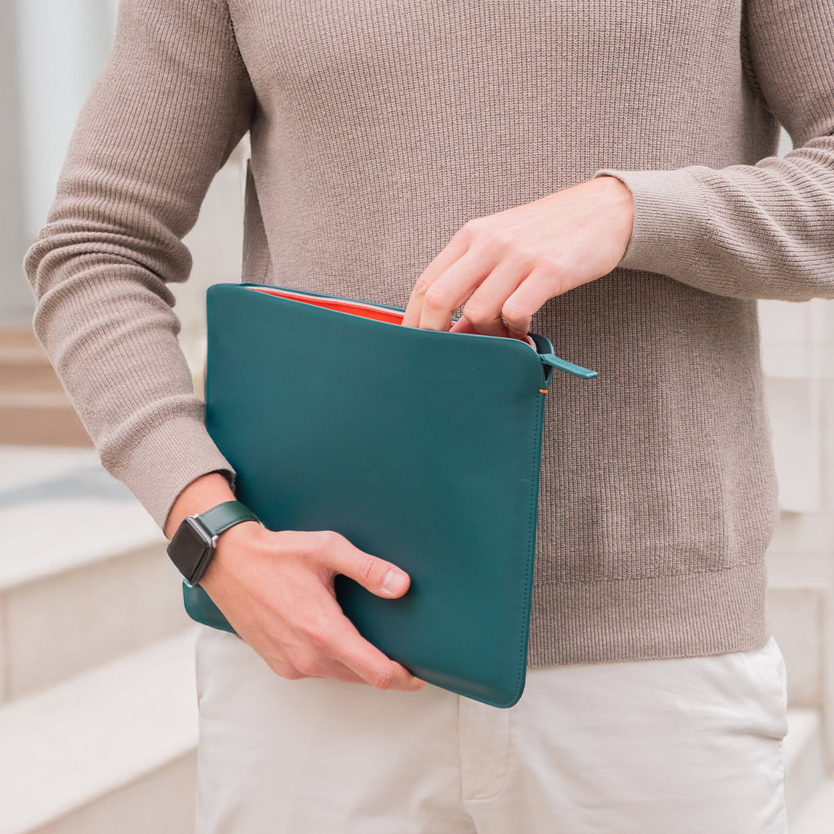 Luxury Nappa Leather MacBook Pro 14" sleeve with zip - Avocado Green