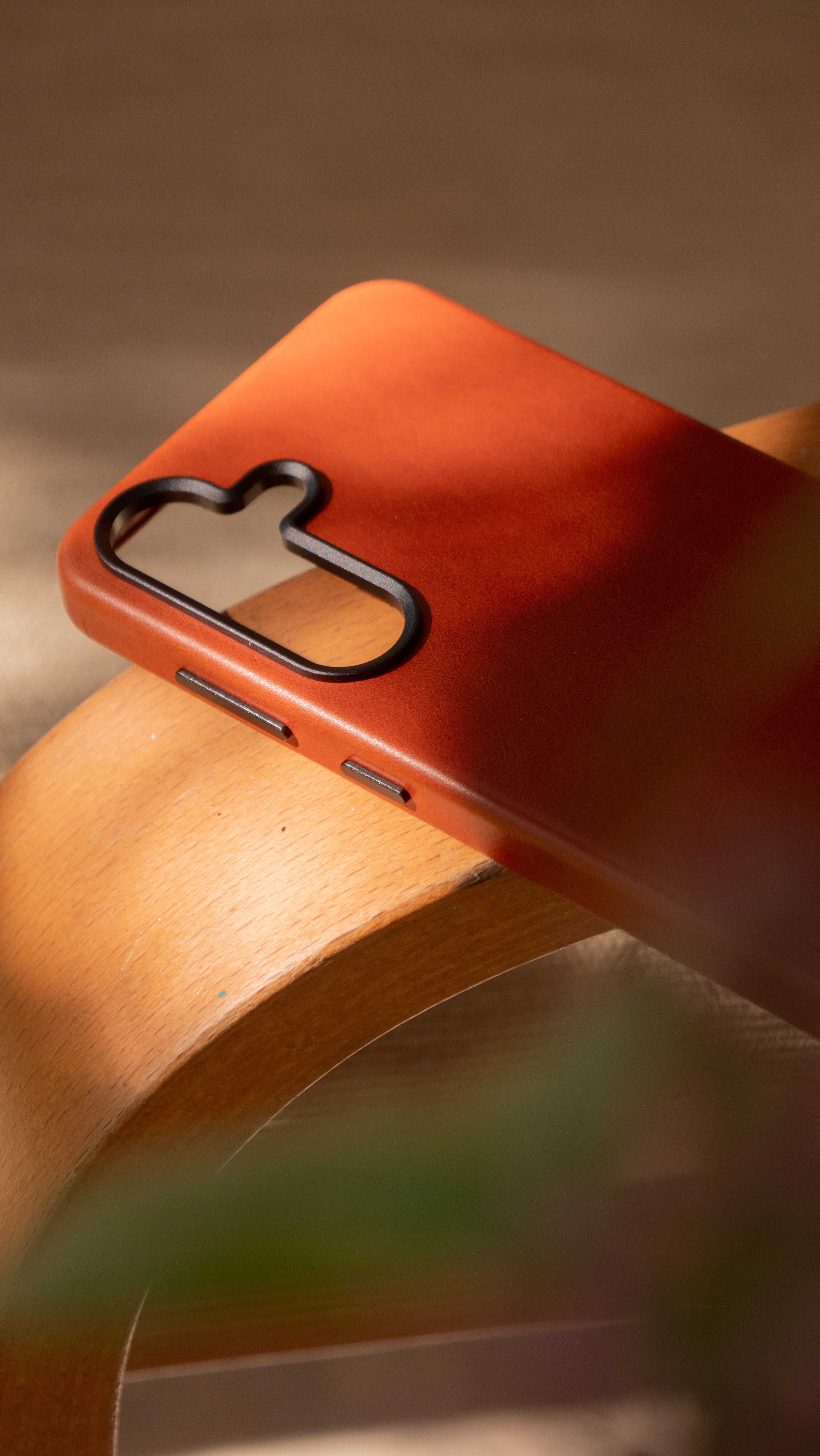 Samsung S26 Leather Shell Case - Saddle Brown - RYAN London 