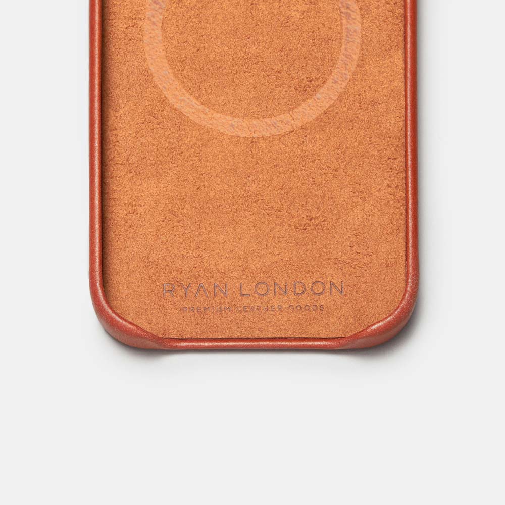 Syan Lundo Leather iPhone 15 Pro Max Shell Case, MagSafe - Saddle Brown - RYAN London