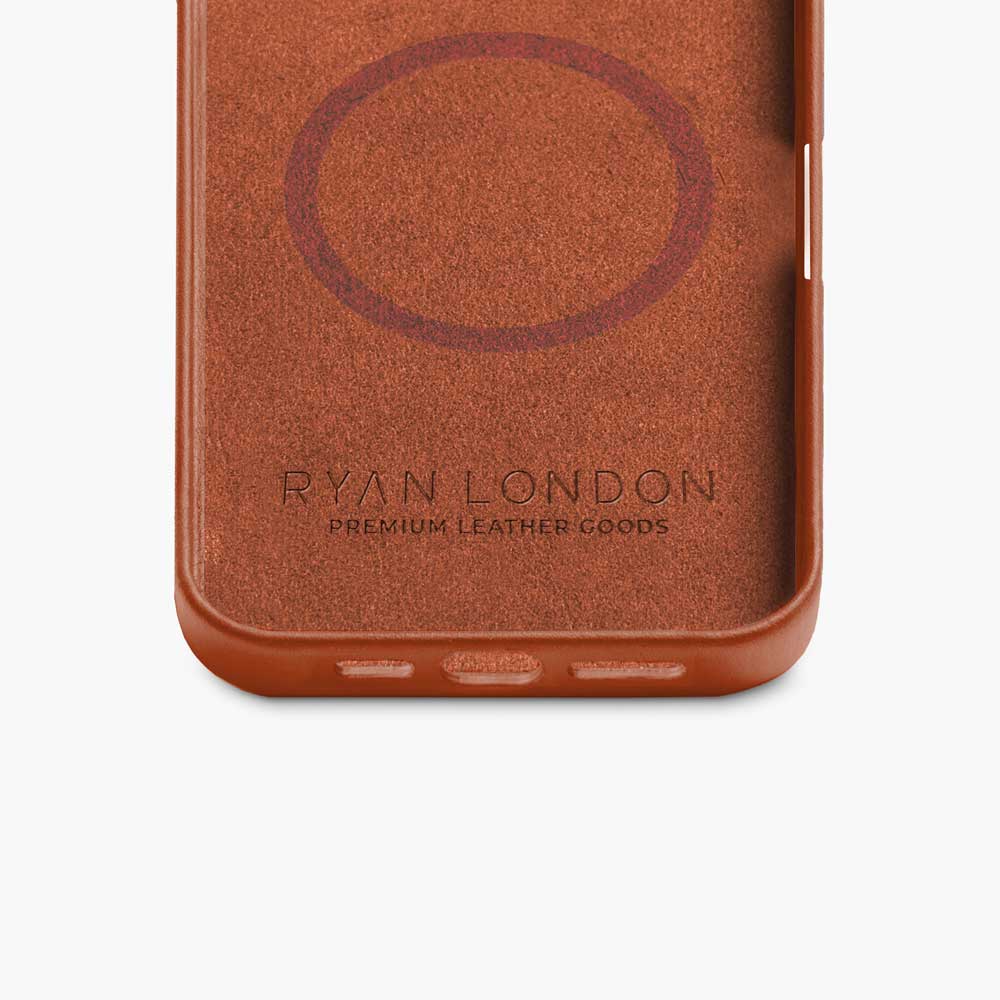 iPhone 16 Leather Shell Case Metal, MagSafe - Saddle Brown