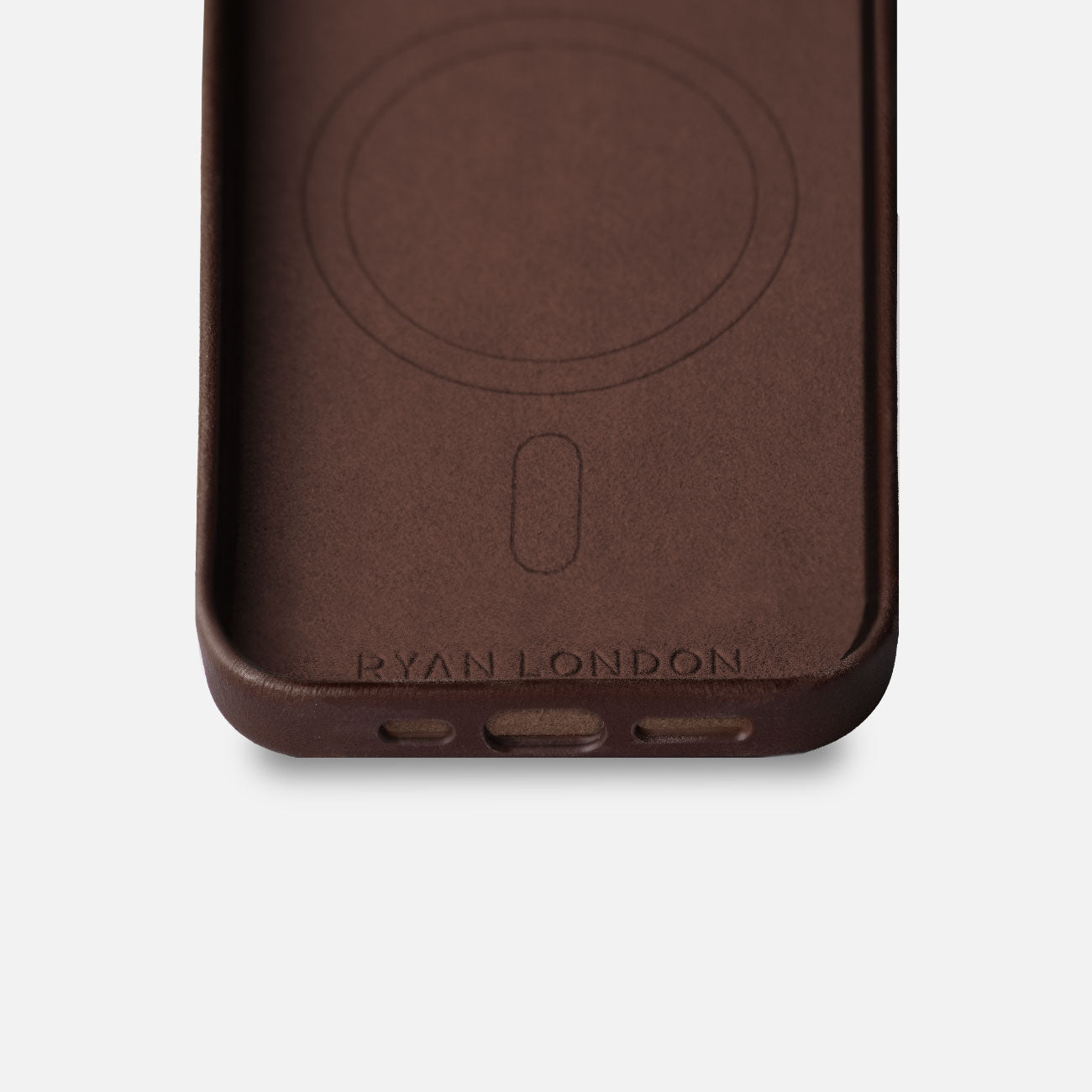 Leather iPhone 17 Shell Case Metal, MagSafe - Dark Brown