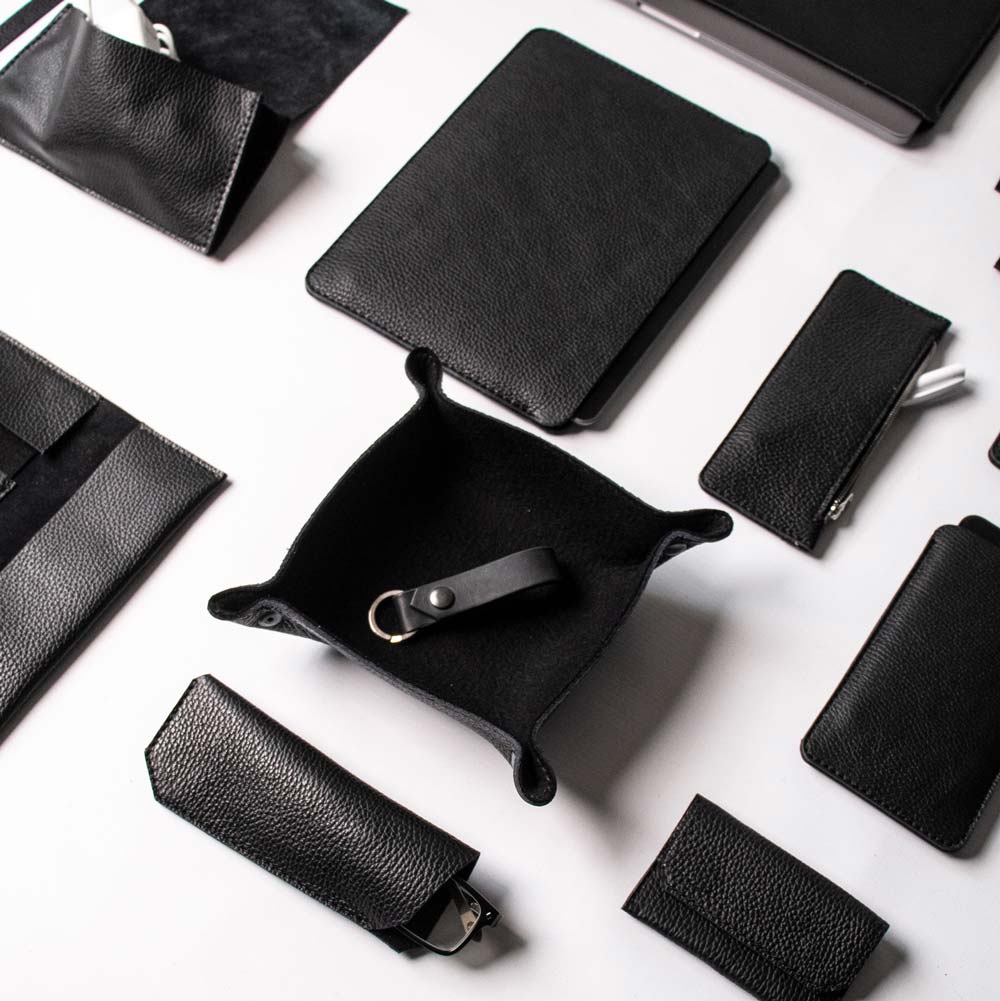 Leather Sunglasses Case - Black and Black - RYAN London