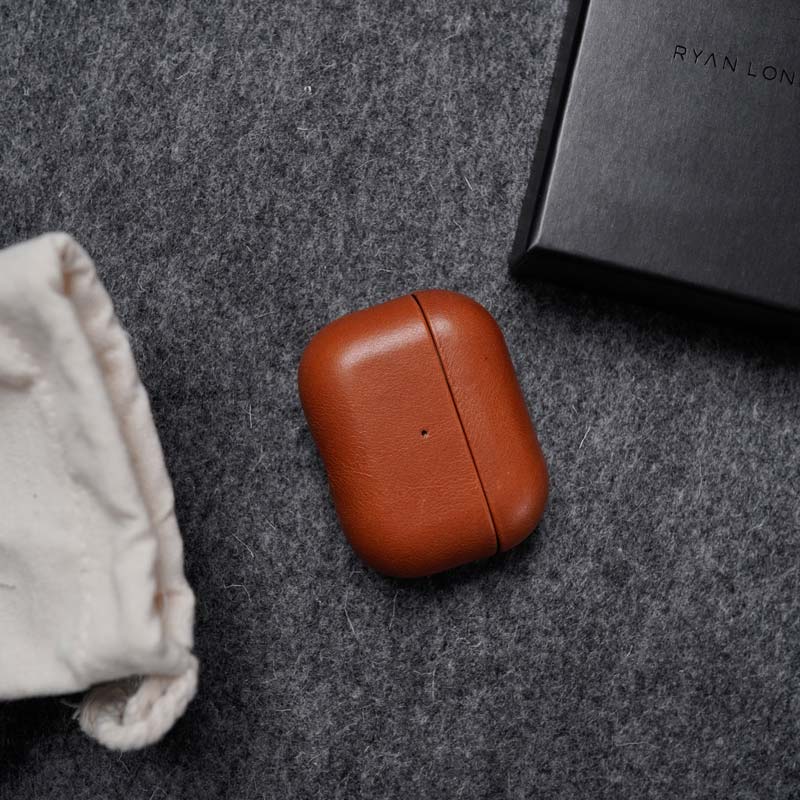 Leather AirPods Pro Case - Saddle Brown - RYAN London