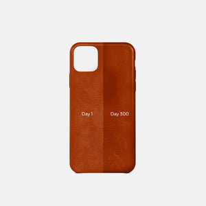 Leather iPhone 7/8 Shell Case - Saddle Brown Mo